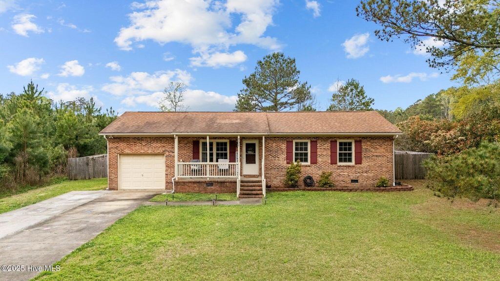 Photo of 250 Ernest Gurganus Road, Jacksonville, NC 28540 (MLS # 100499352)