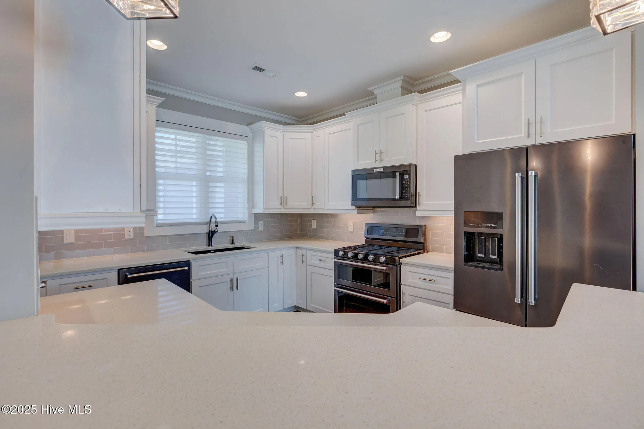 Burgaw, North Carolina 28425, United States, 3 Bedrooms Bedrooms, ,2 BathroomsBathrooms,Residential,Active,173674