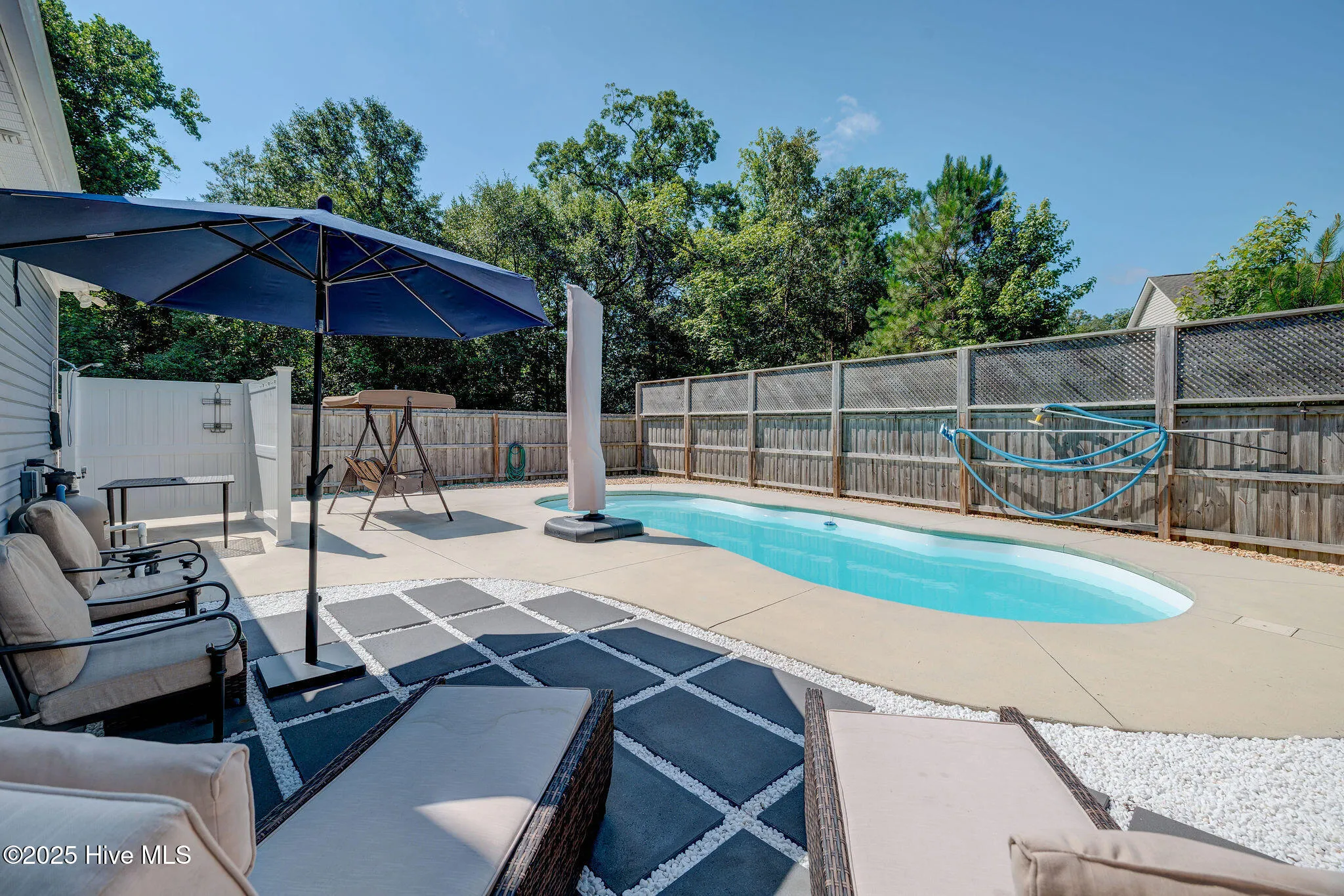 Burgaw, North Carolina 28425, United States, 3 Bedrooms Bedrooms, ,2 BathroomsBathrooms,Residential,Active,173674