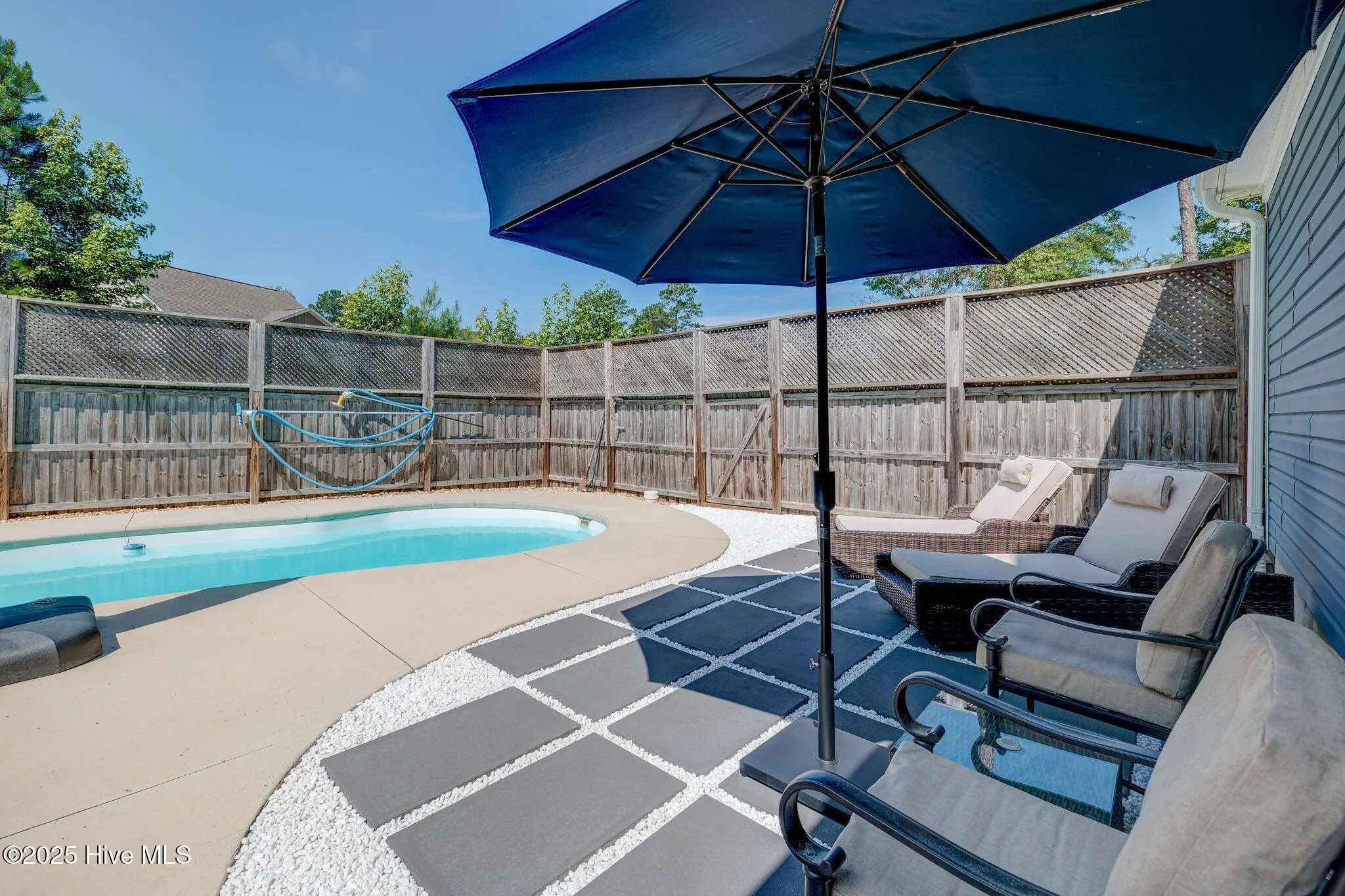 Burgaw, North Carolina 28425, United States, 3 Bedrooms Bedrooms, ,2 BathroomsBathrooms,Residential,Active,173674