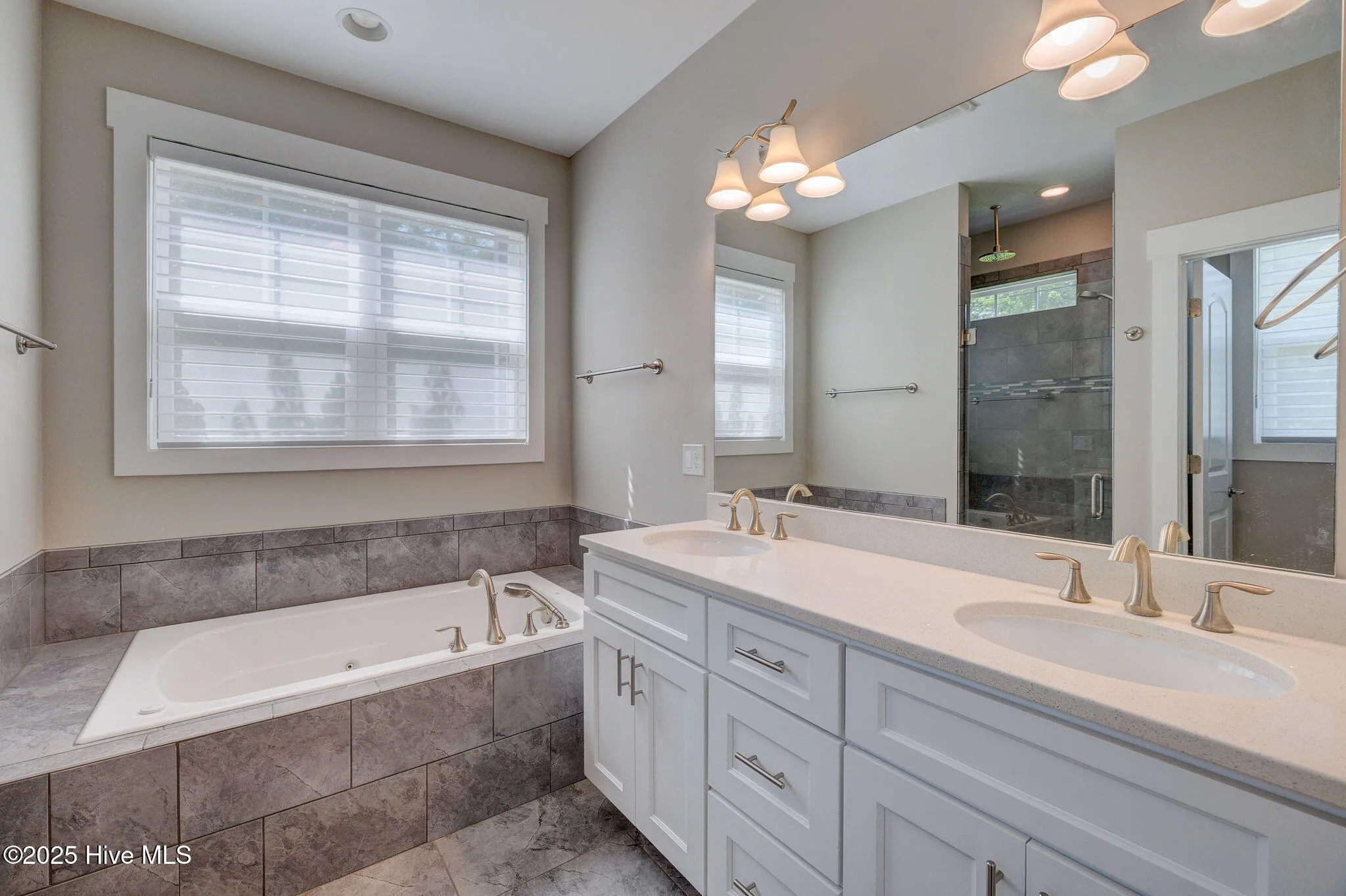 Burgaw, North Carolina 28425, United States, 3 Bedrooms Bedrooms, ,2 BathroomsBathrooms,Residential,Active,173674