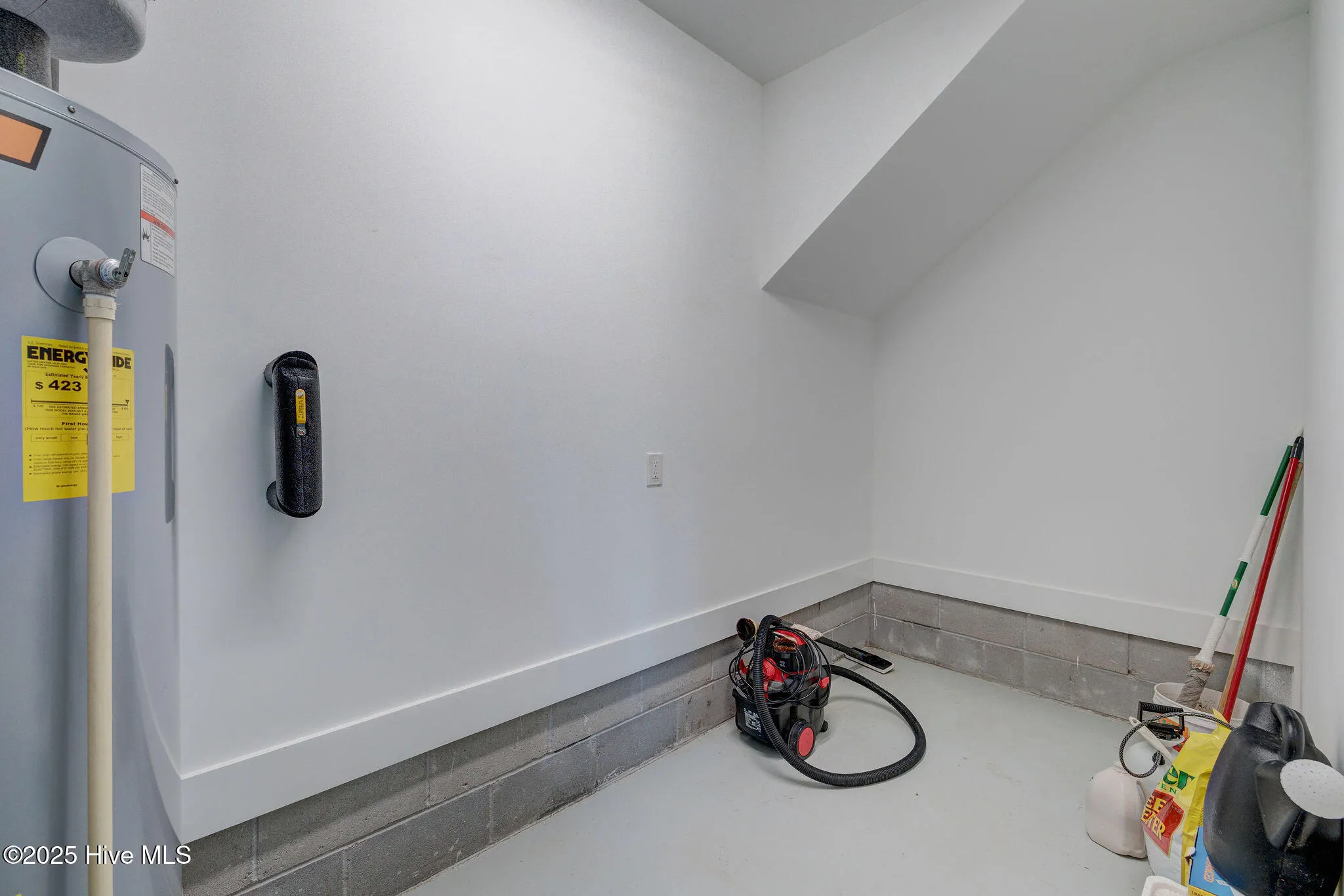 Burgaw, North Carolina 28425, United States, 3 Bedrooms Bedrooms, ,2 BathroomsBathrooms,Residential,Active,173674