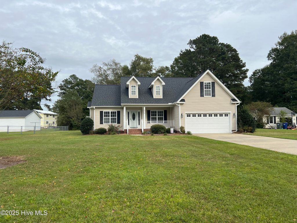 Photo of 4219 Maple Drive, Ayden, NC 28513 (MLS # 100535588)