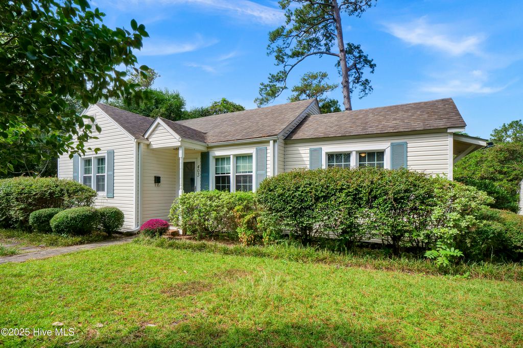 Photo of 403 Noble Street, Wilmington, NC 28405 (MLS # 100535580)