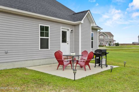 Tiny photo for 640 Aria Lane, Hubert, NC 28539 (MLS # 100535505)