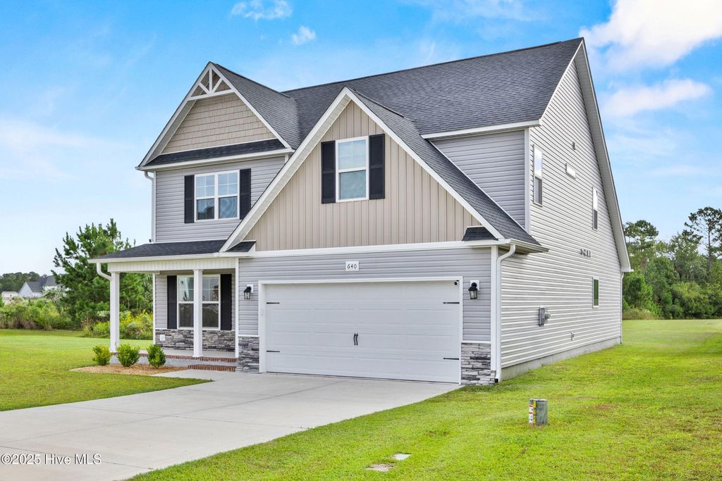 Photo of 640 Aria Lane, Hubert, NC 28539 (MLS # 100535505)