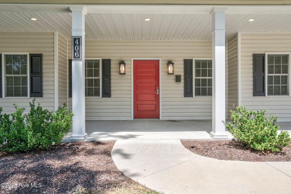 Photo of 406 S Dennis Street, Enfield, NC 27823 (MLS # 100536058)