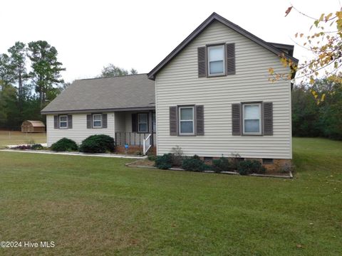 A home in Laurinburg