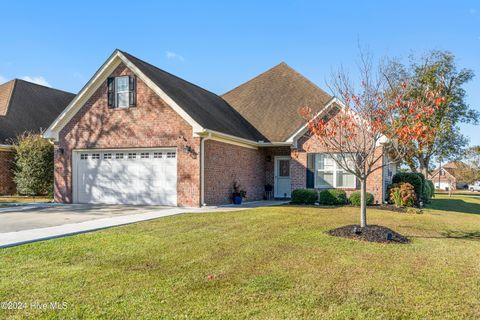 A home in Sneads Ferry