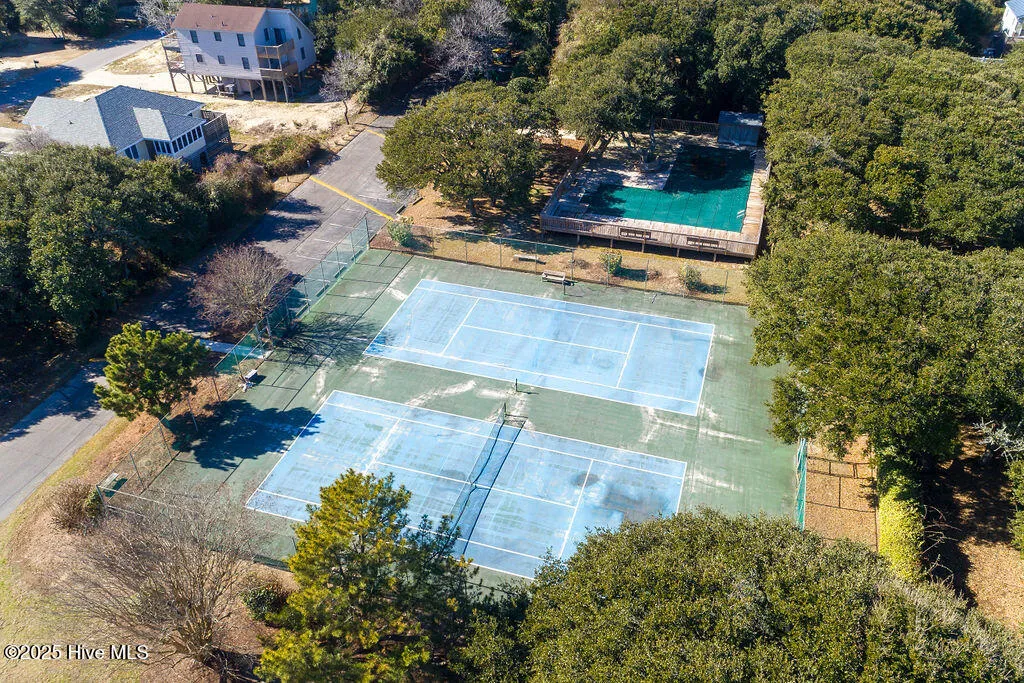 Duck, North Carolina 27949, United States, 2 Bedrooms Bedrooms, ,3 BathroomsBathrooms,Residential,Active,11172