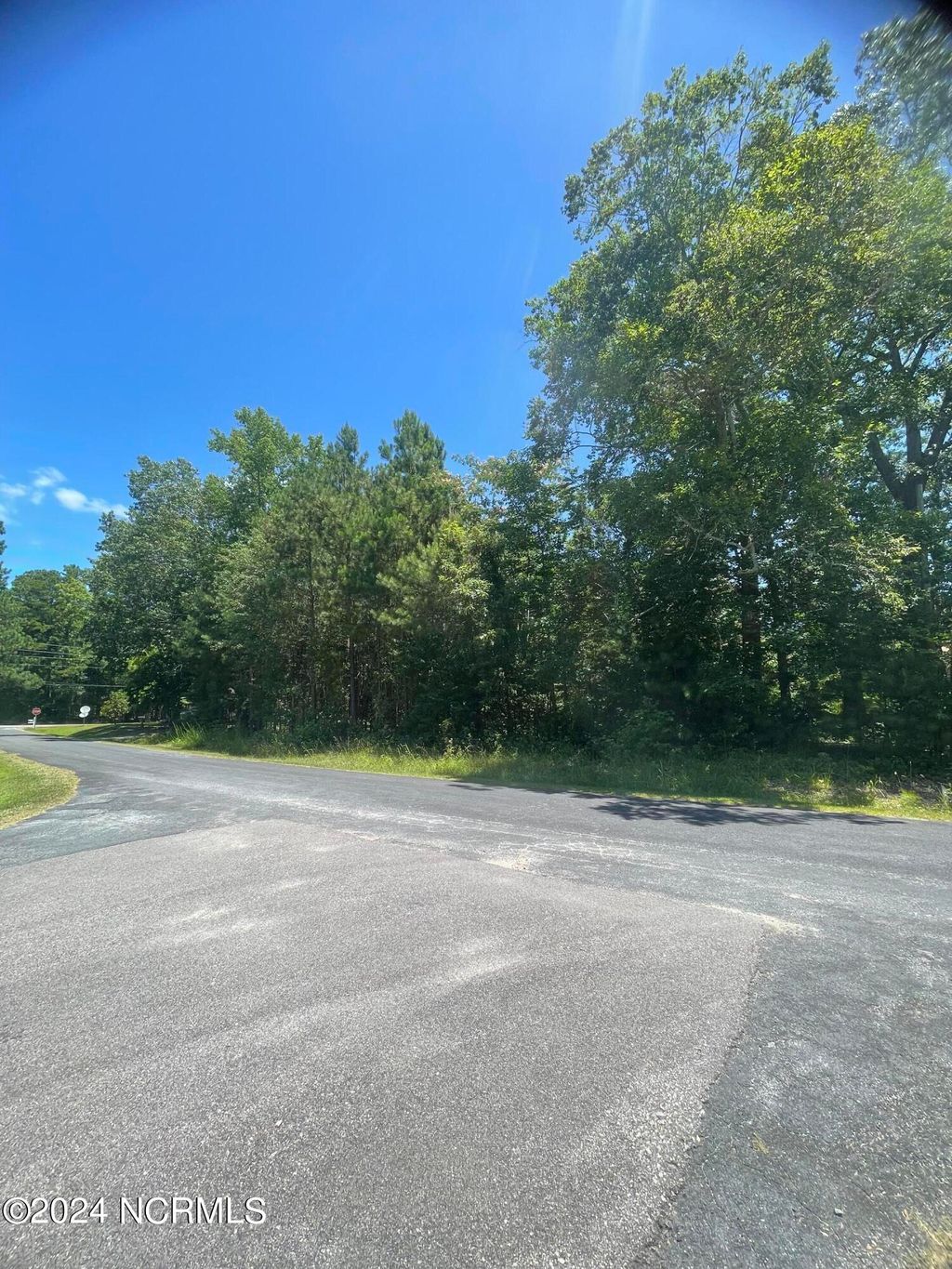 Photo of 000 Poplar Street, Hertford, NC 27944 (MLS # 100452030)