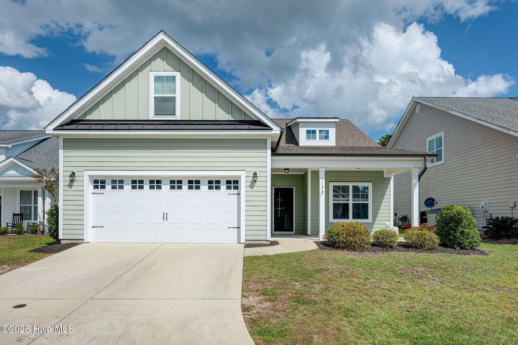 Photo of 112 N Lamplighters Walk, Hampstead, NC 28443 (MLS # 100531864)