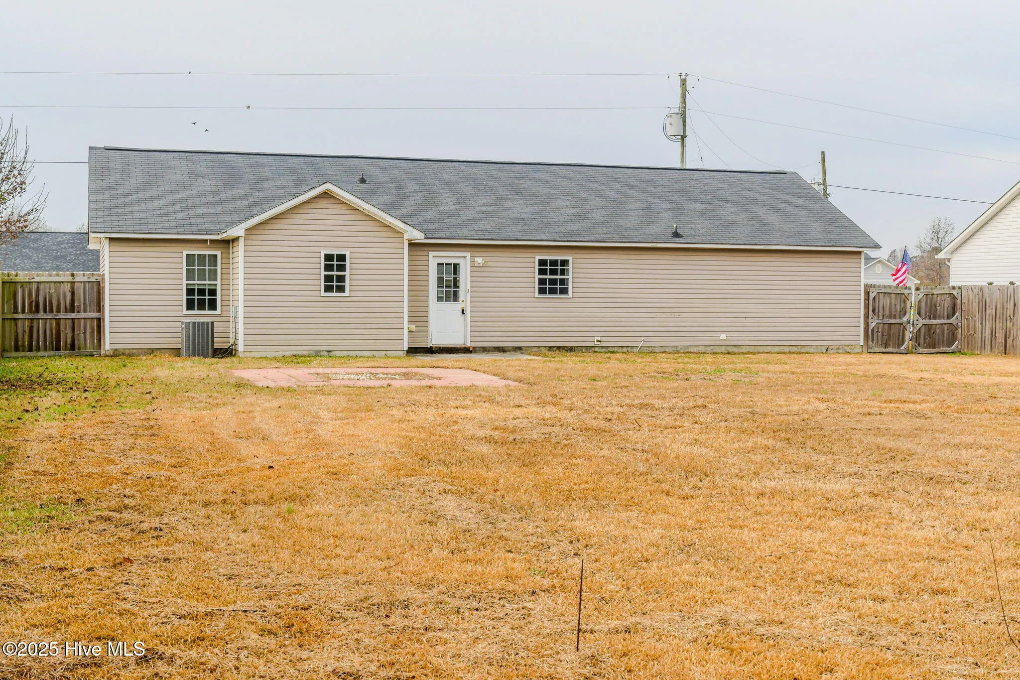 Beulaville, North Carolina 28518, United States, 3 Bedrooms Bedrooms, ,2 BathroomsBathrooms,Residential,Active,250520