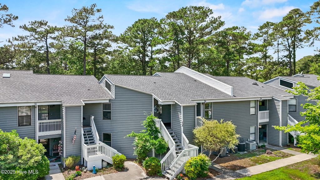 Photo of 718 Azalea Dr Dr #458, Hampstead, NC 28443 (MLS # 100508108)
