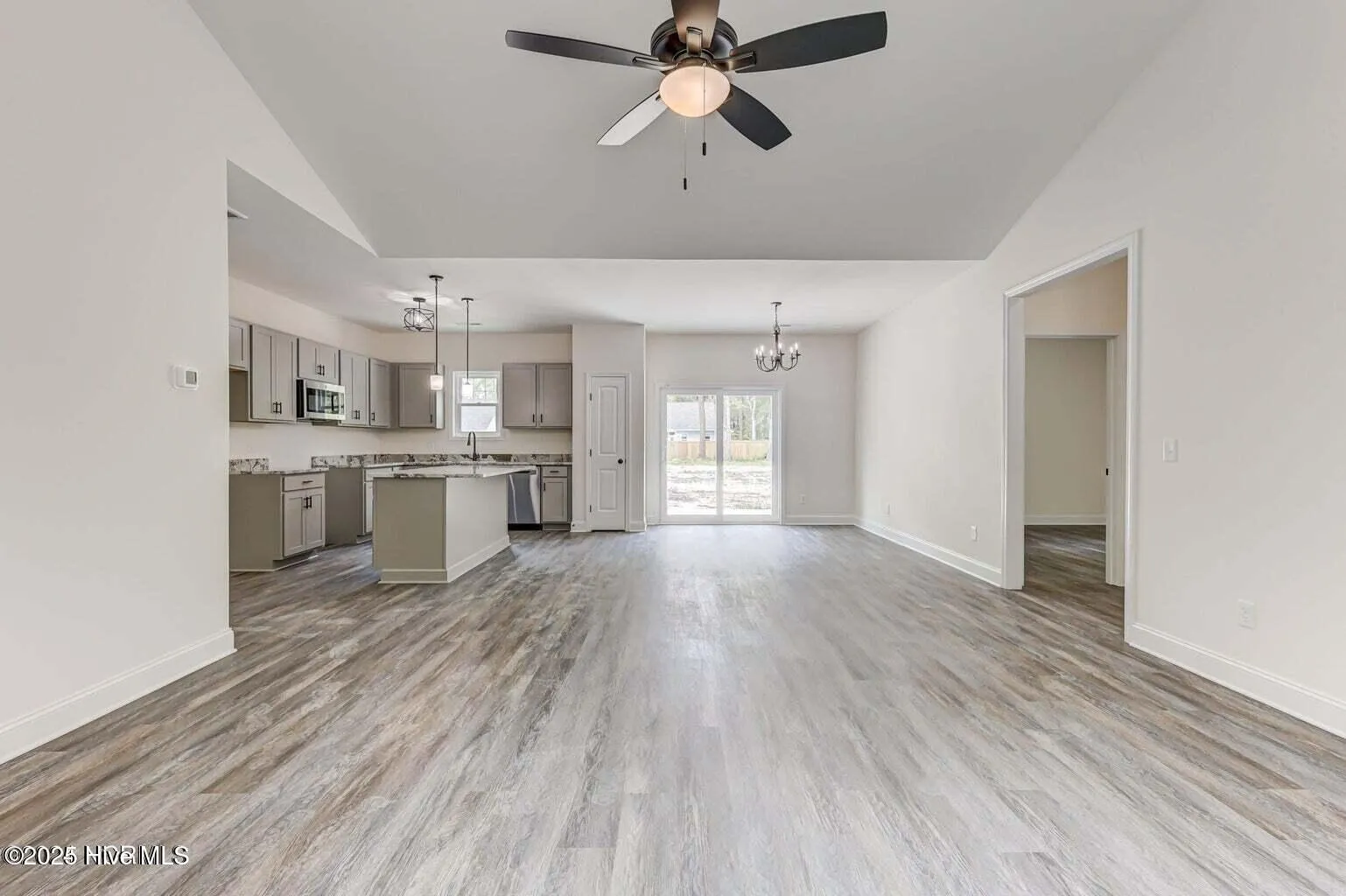 Calabash, North Carolina 28467, United States, 3 Bedrooms Bedrooms, ,2 BathroomsBathrooms,Residential,Active,136678