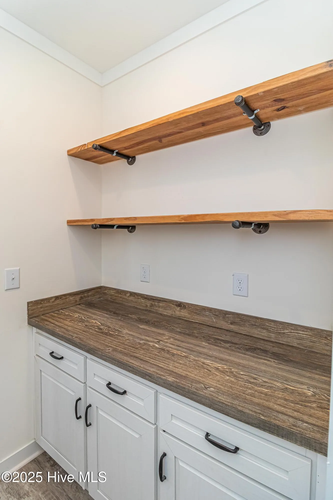 Farmville, North Carolina 27828, United States, 3 Bedrooms Bedrooms, ,2 BathroomsBathrooms,Residential,Active,59885