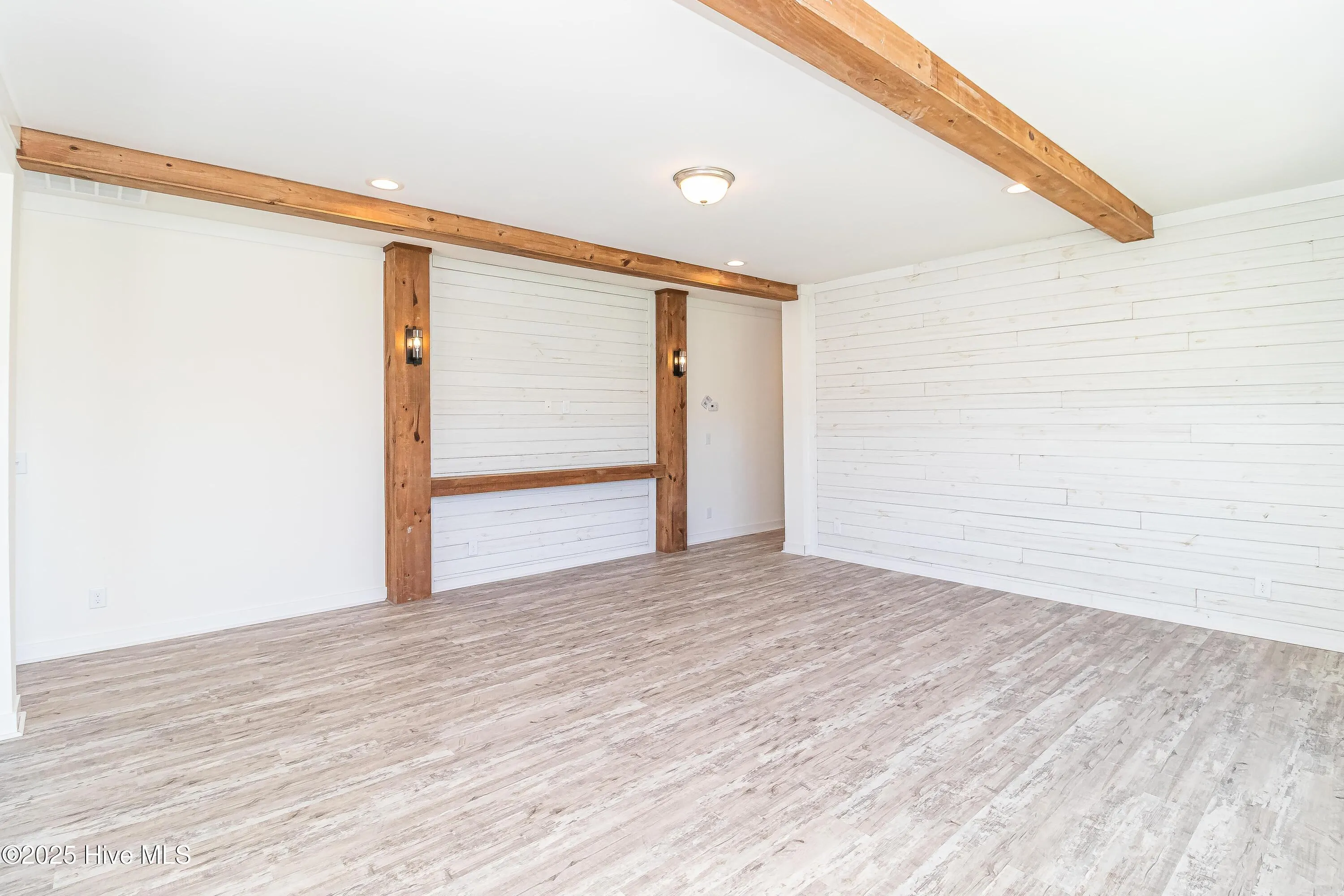 Farmville, North Carolina 27828, United States, 3 Bedrooms Bedrooms, ,2 BathroomsBathrooms,Residential,Active,59885