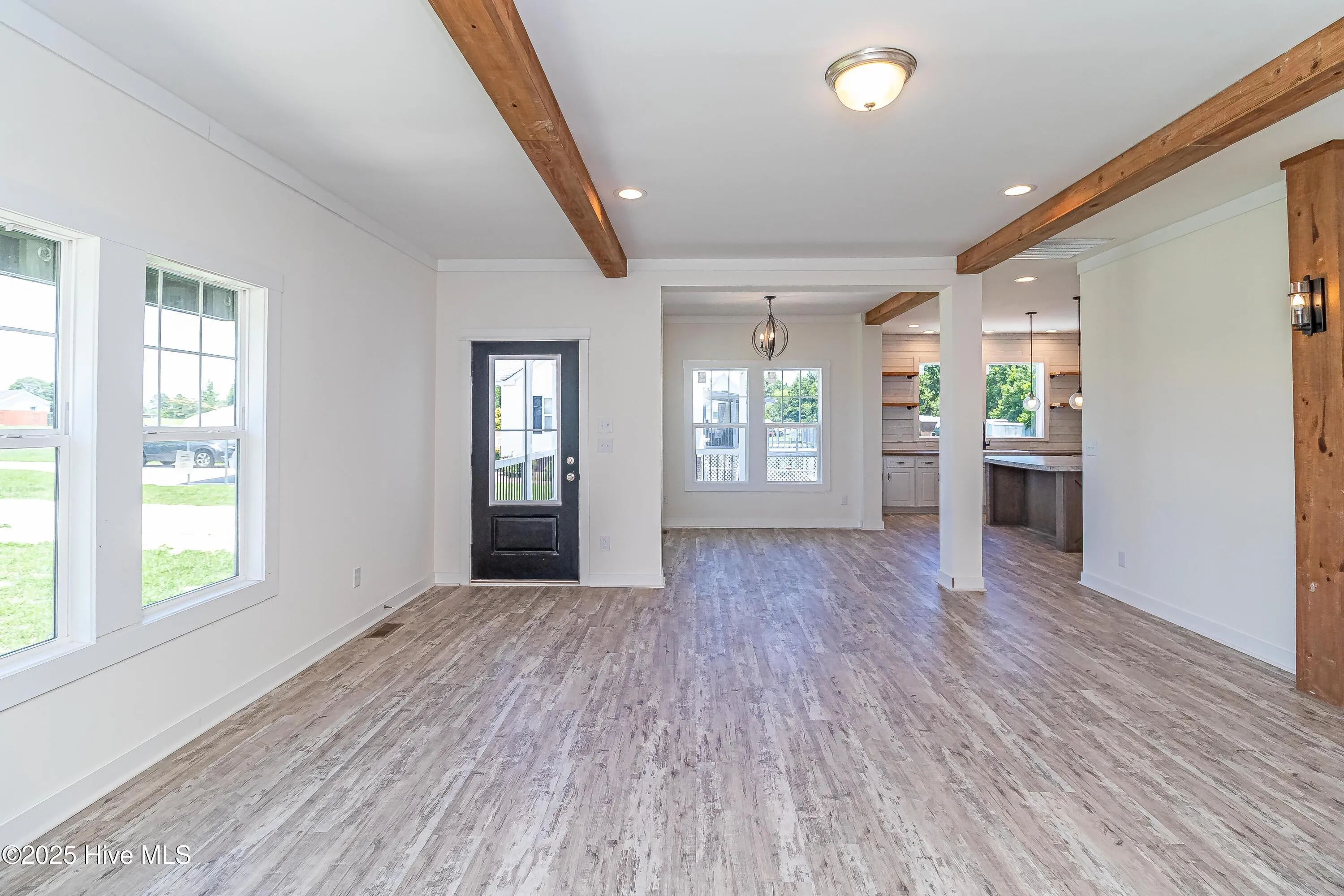 Farmville, North Carolina 27828, United States, 3 Bedrooms Bedrooms, ,2 BathroomsBathrooms,Residential,Active,59885