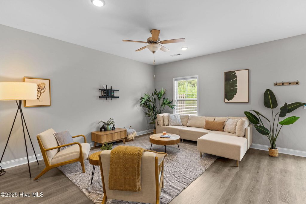 Photo of 1527 Grey Cliff, Wilmington, NC 28405 (MLS # 100531199)