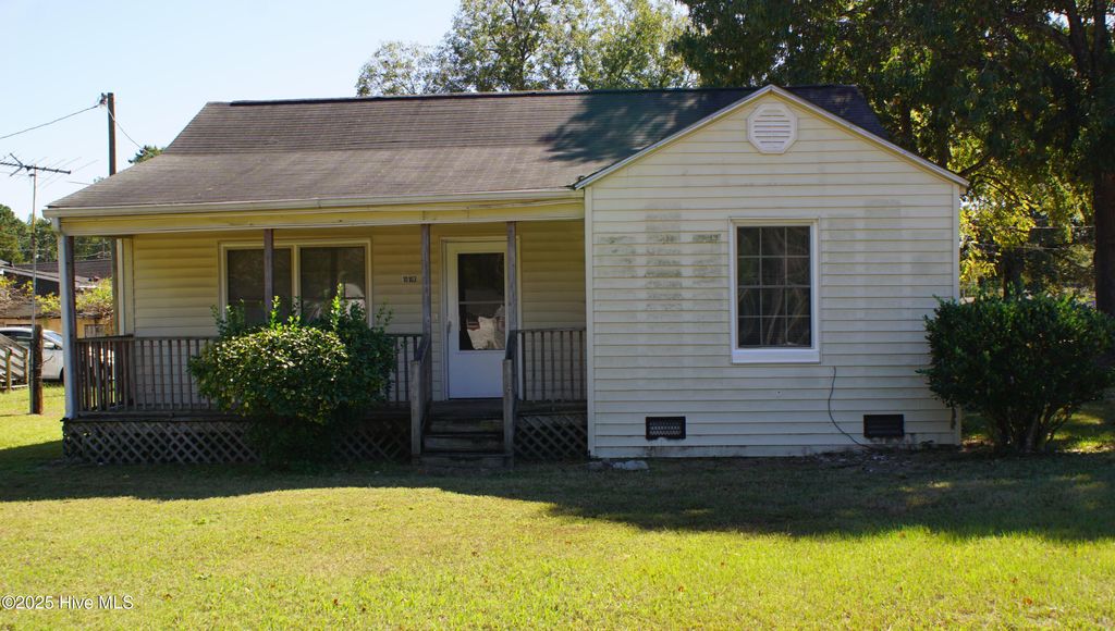 Photo of 10103 N U.S. 301, Whitakers, NC 27891 (MLS # 100536576)