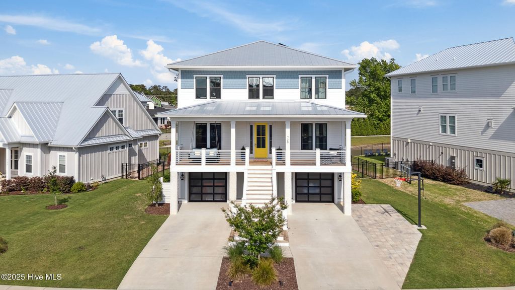 Photo of 729 Waterstone Drive, Wilmington, NC 28411 (MLS # 100535644)