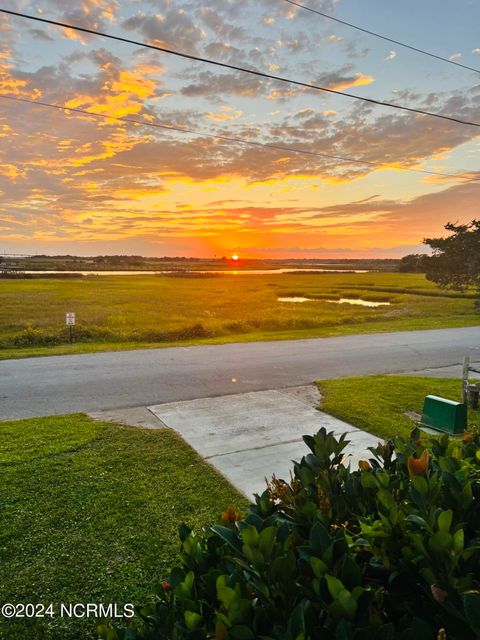 A home in Surf City