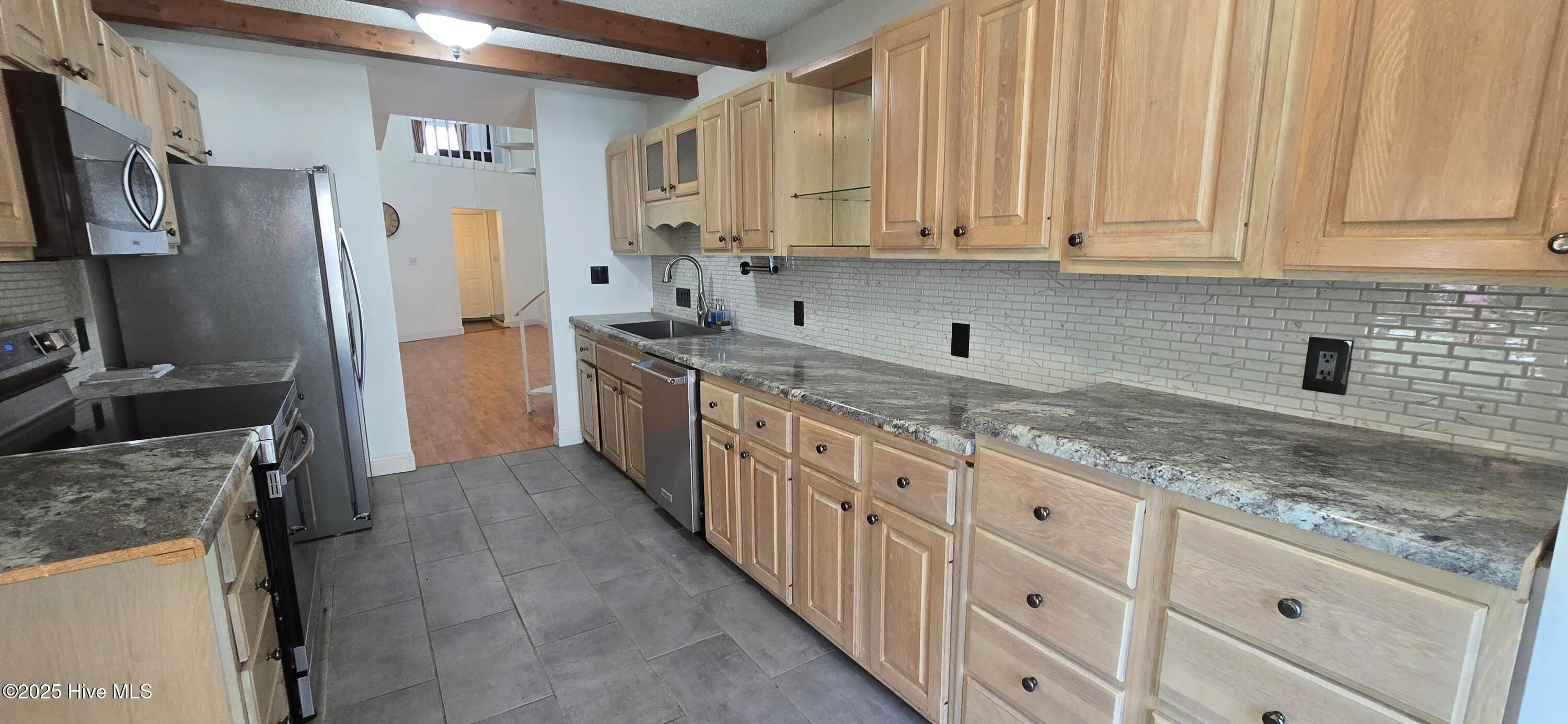 Greenville, North Carolina 27858, United States, 3 Bedrooms Bedrooms, ,3 BathroomsBathrooms,Residential,Active,132216
