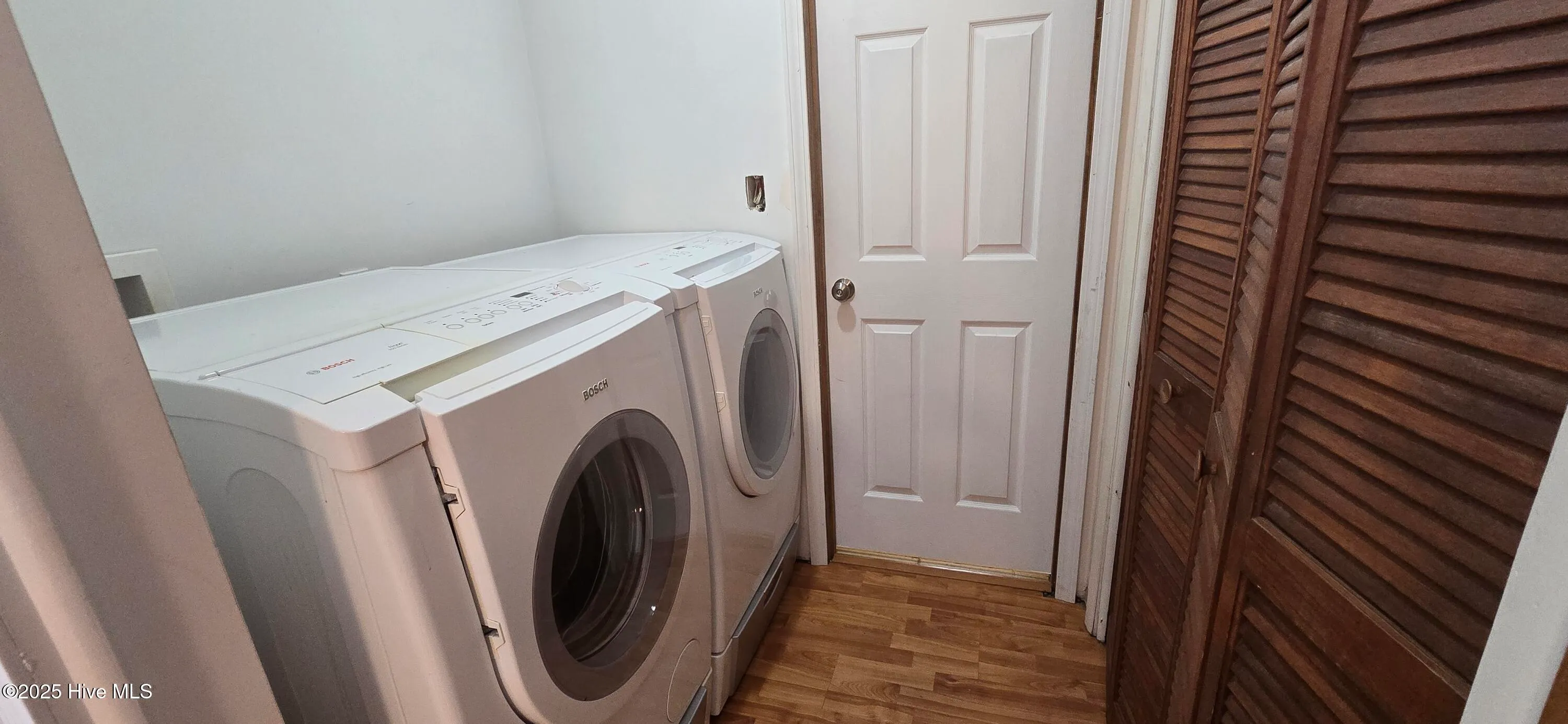 Greenville, North Carolina 27858, United States, 3 Bedrooms Bedrooms, ,3 BathroomsBathrooms,Residential,Active,132216