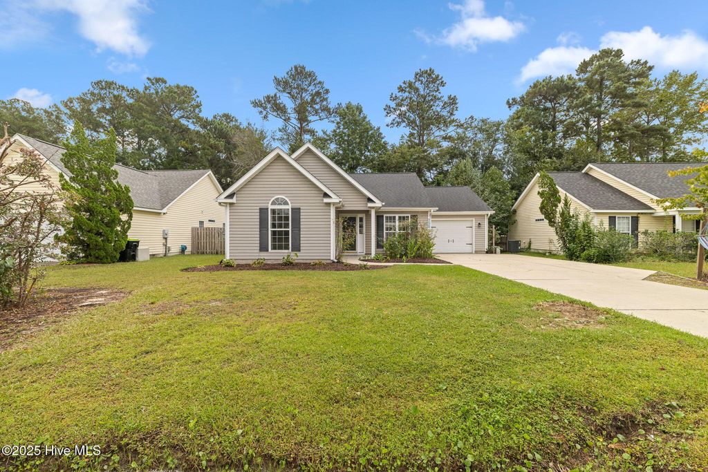 Photo of 738 Oak Branches Close SE, Belville, NC 28451 (MLS # 100531614)