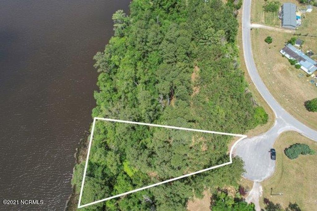 Photo of 295 Taylor Road, Havelock, NC 28532 (MLS # 100426731)