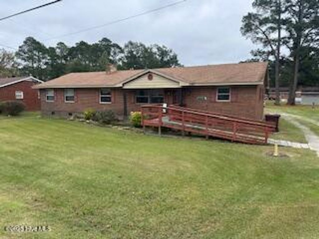 Photo of 2715 Us Highway 64 W, Plymouth, NC 27962 (MLS # 100536122)