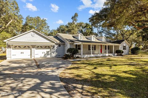 A home in Harkers Island