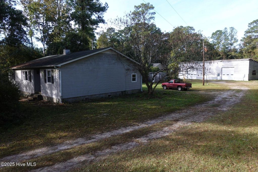 Photo of 11215 Us Hwy 117 S, Rocky Point, NC 28457 (MLS # 100531382)