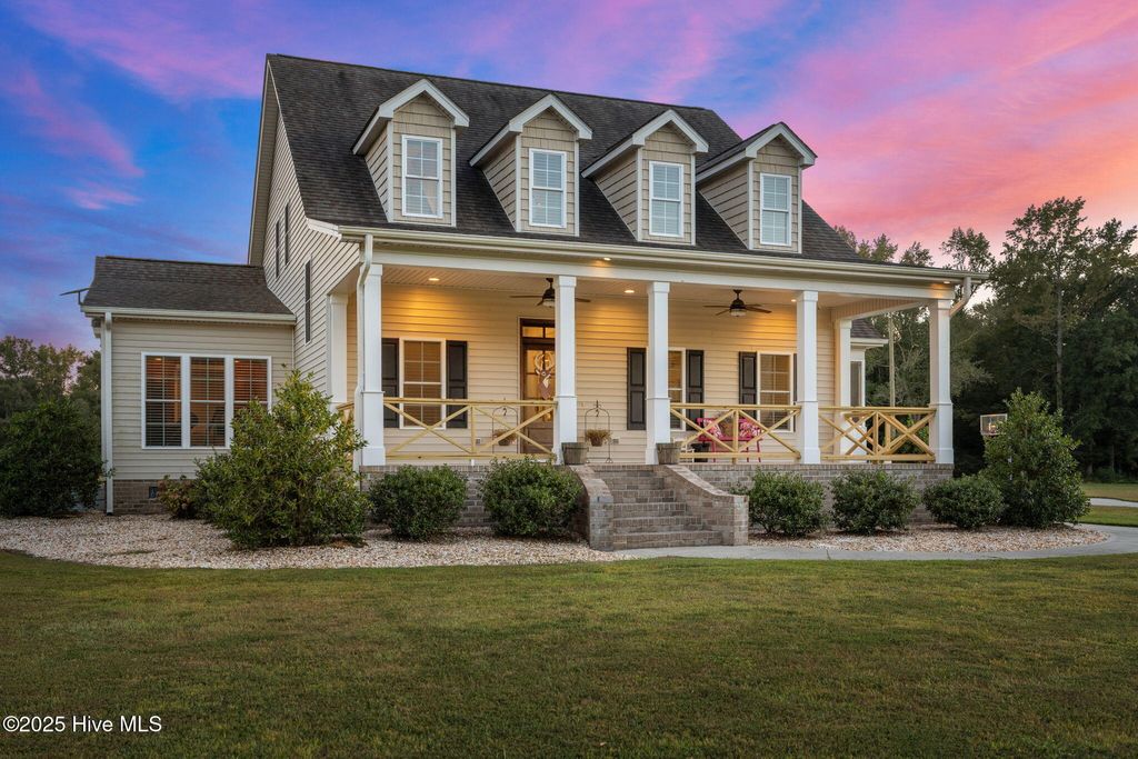 Photo of 1701 Shady Creek Road, Ayden, NC 28513 (MLS # 100535637)