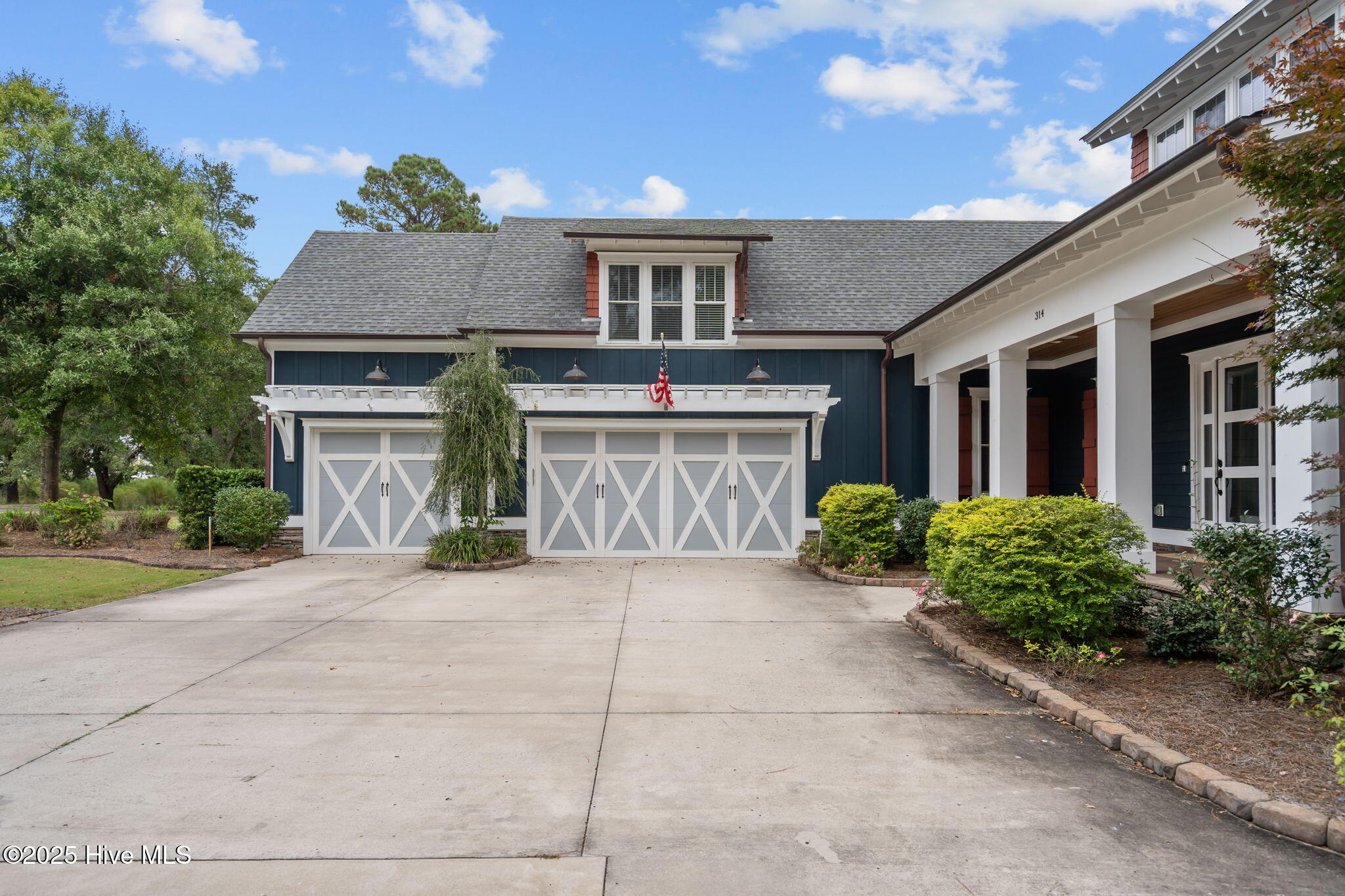 314 E Rolling Meadows Road