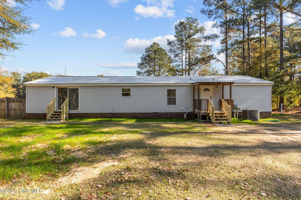 Photo of 5888 Butler Nursery Road, Fayetteville, NC 28306 (MLS # 100542240)