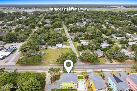 A home in Oak Island