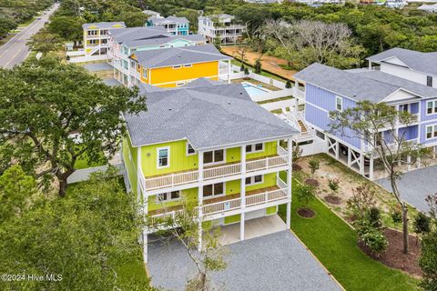 A home in Oak Island