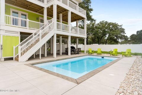 A home in Oak Island