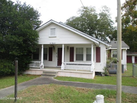 A home in Laurinburg