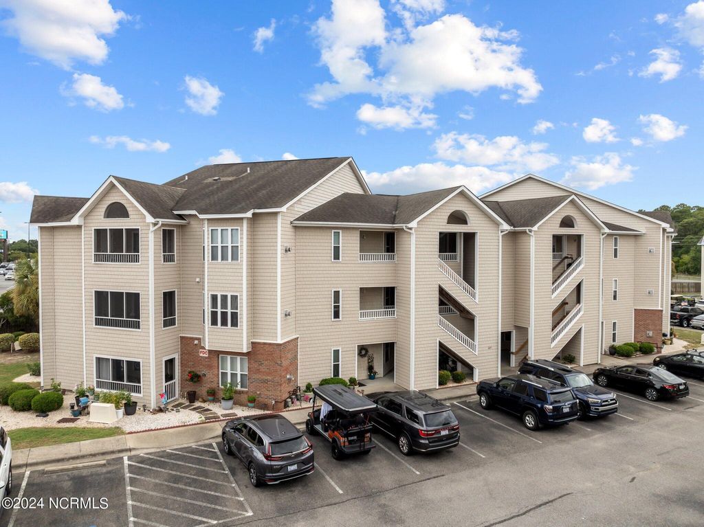 Photo of 625 Spencer Farlow Drive #11, Carolina Beach, NC 28428 (MLS # 100537994)