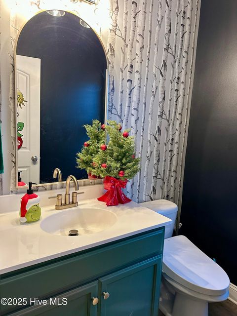 Tiny photo for 304 Crossroads Store Drive, Jacksonville, NC 28546 (MLS # 100543208)