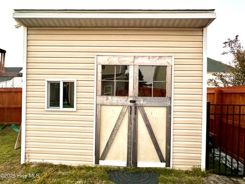 Tiny photo for 304 Crossroads Store Drive, Jacksonville, NC 28546 (MLS # 100543208)