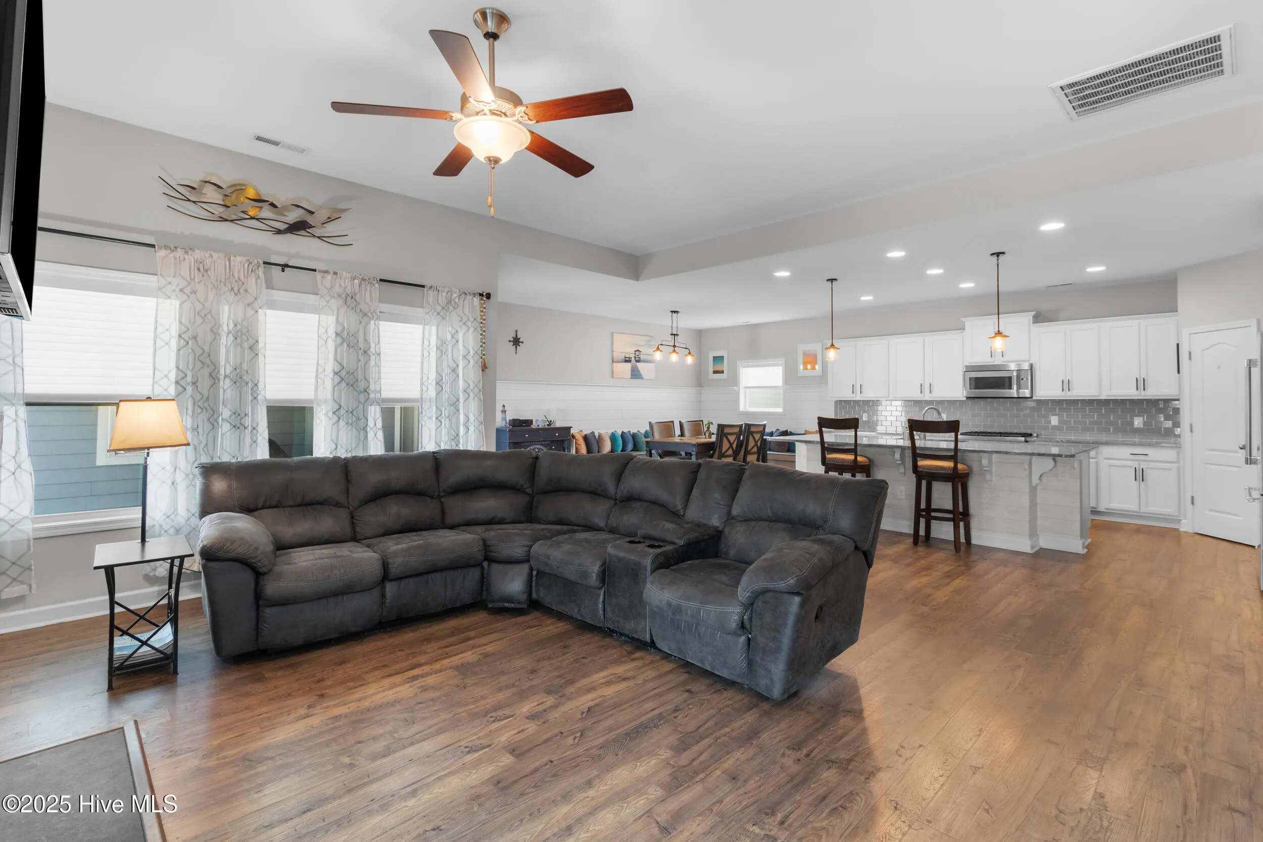 Wilmington, North Carolina 28412, United States, 4 Bedrooms Bedrooms, ,3 BathroomsBathrooms,Residential,Active,125121