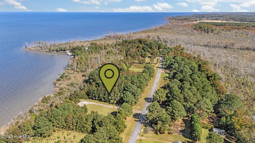 Photo of 348 Country Estate Road, Columbia, NC 27925 (MLS # 100537721)