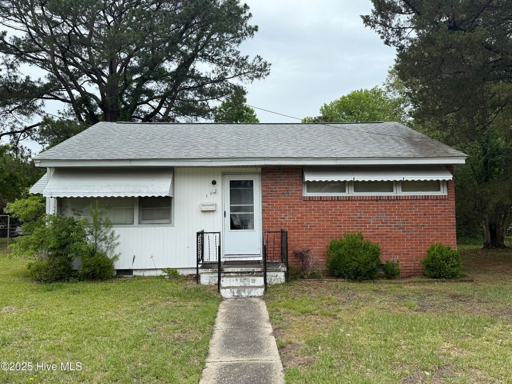 Photo of 117 Bryan Street, Jacksonville, NC 28540 (MLS # 100508830)