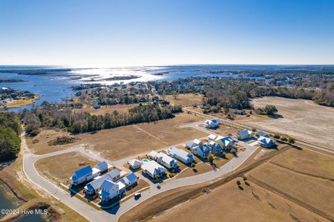 A home in Swansboro