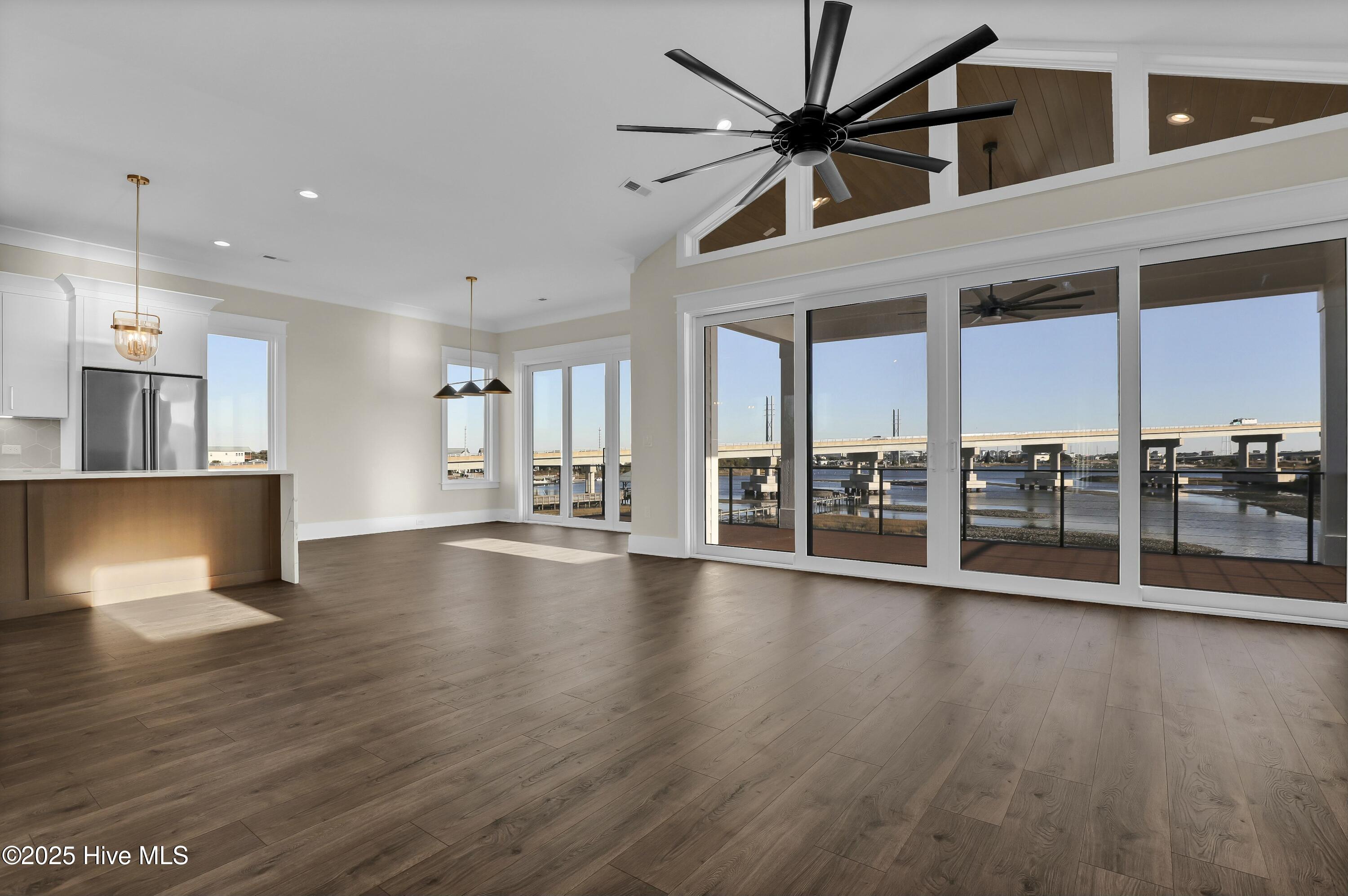 113 Diamond Point Court