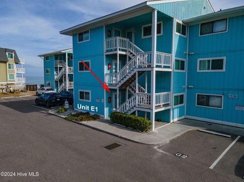 A home in Kure Beach