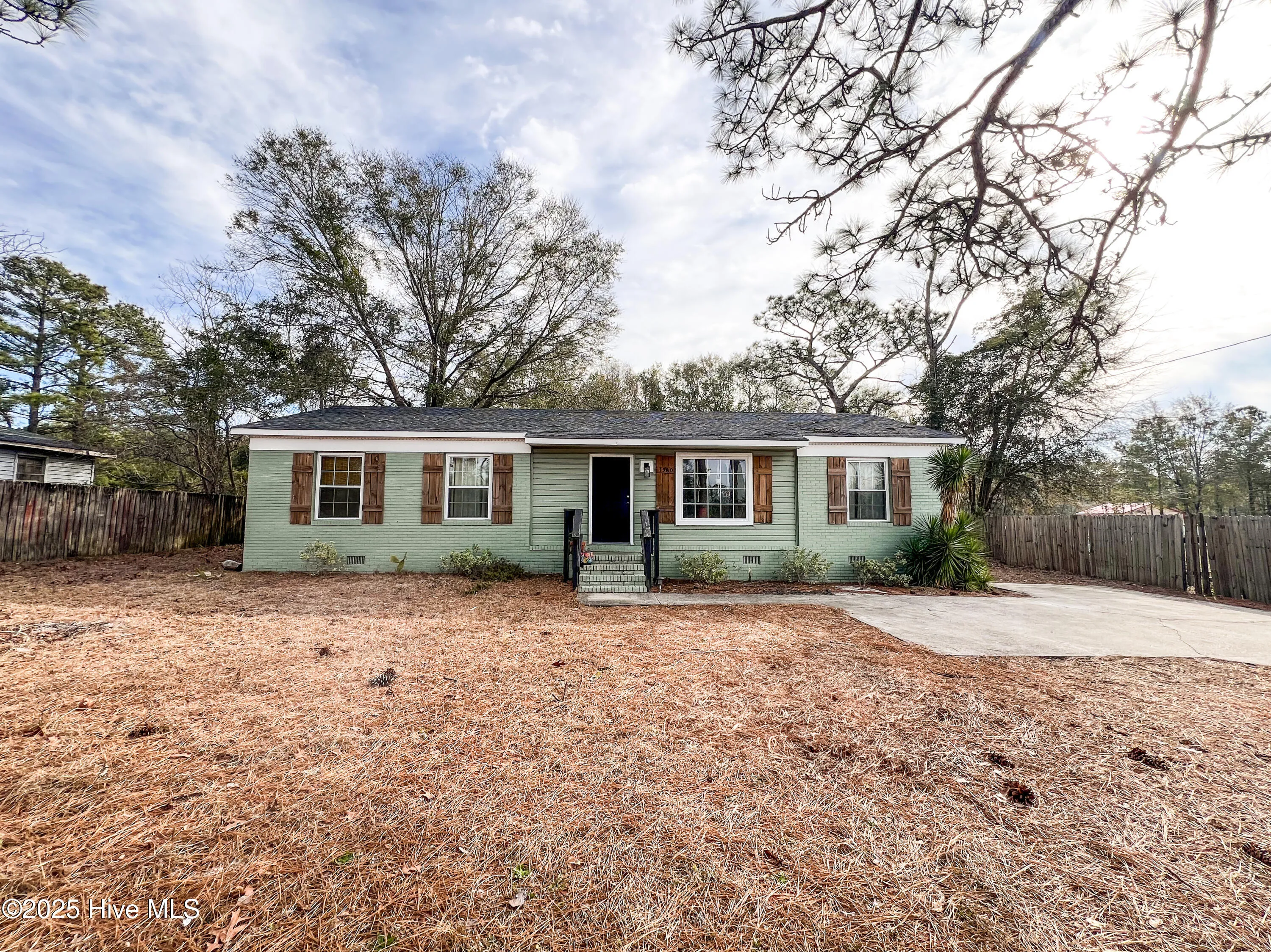 Rocky Point, North Carolina 28457, United States, 3 Bedrooms Bedrooms, ,2 BathroomsBathrooms,Residential,Active,78745